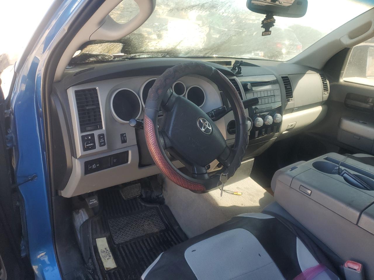 2009 Toyota Tundra - Image 8