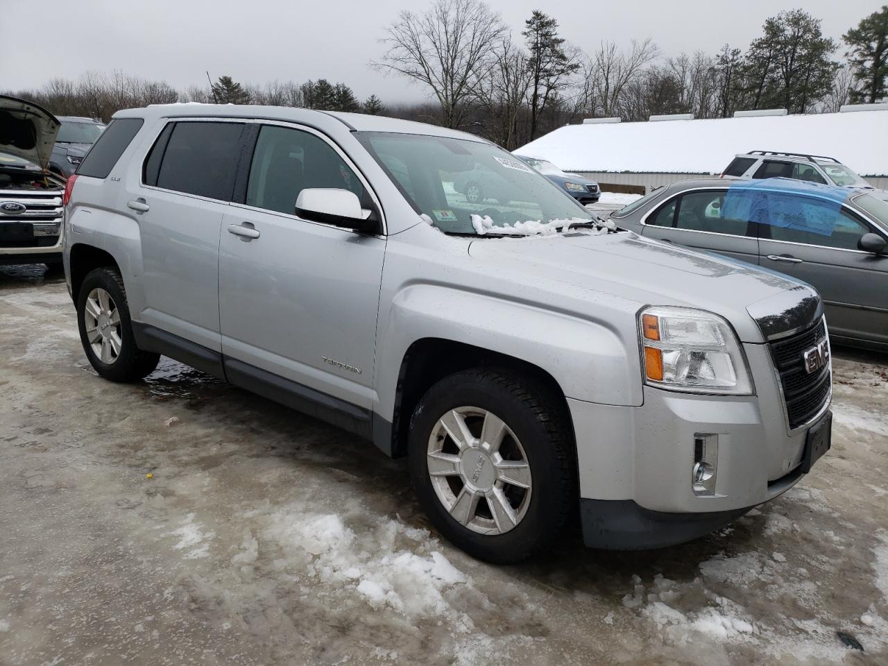 2011 GMC Terrain - Image 4