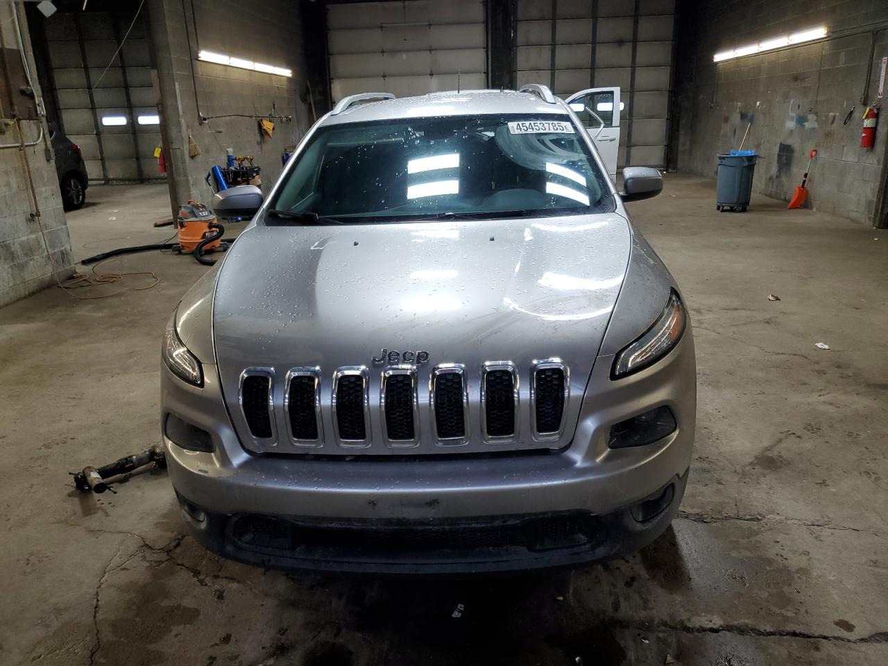 2016 Jeep Grand Cherokee - Image 5