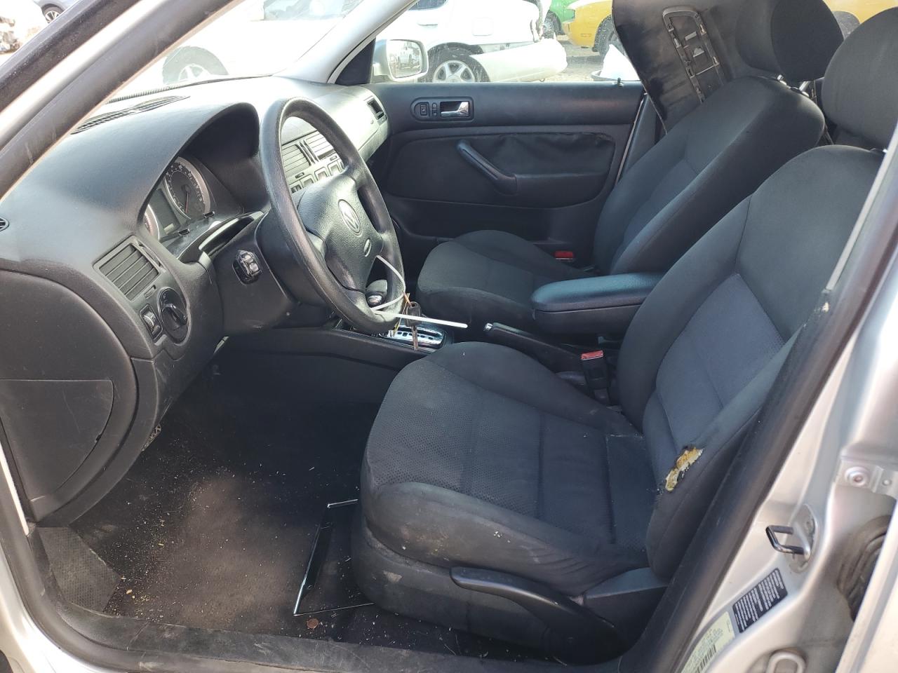 2005 Volkswagen Jetta - Image 7