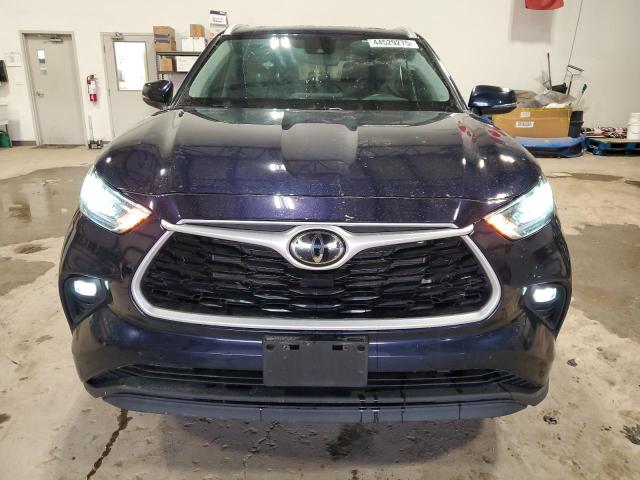 2022 TOYOTA HIGHLANDER XLE