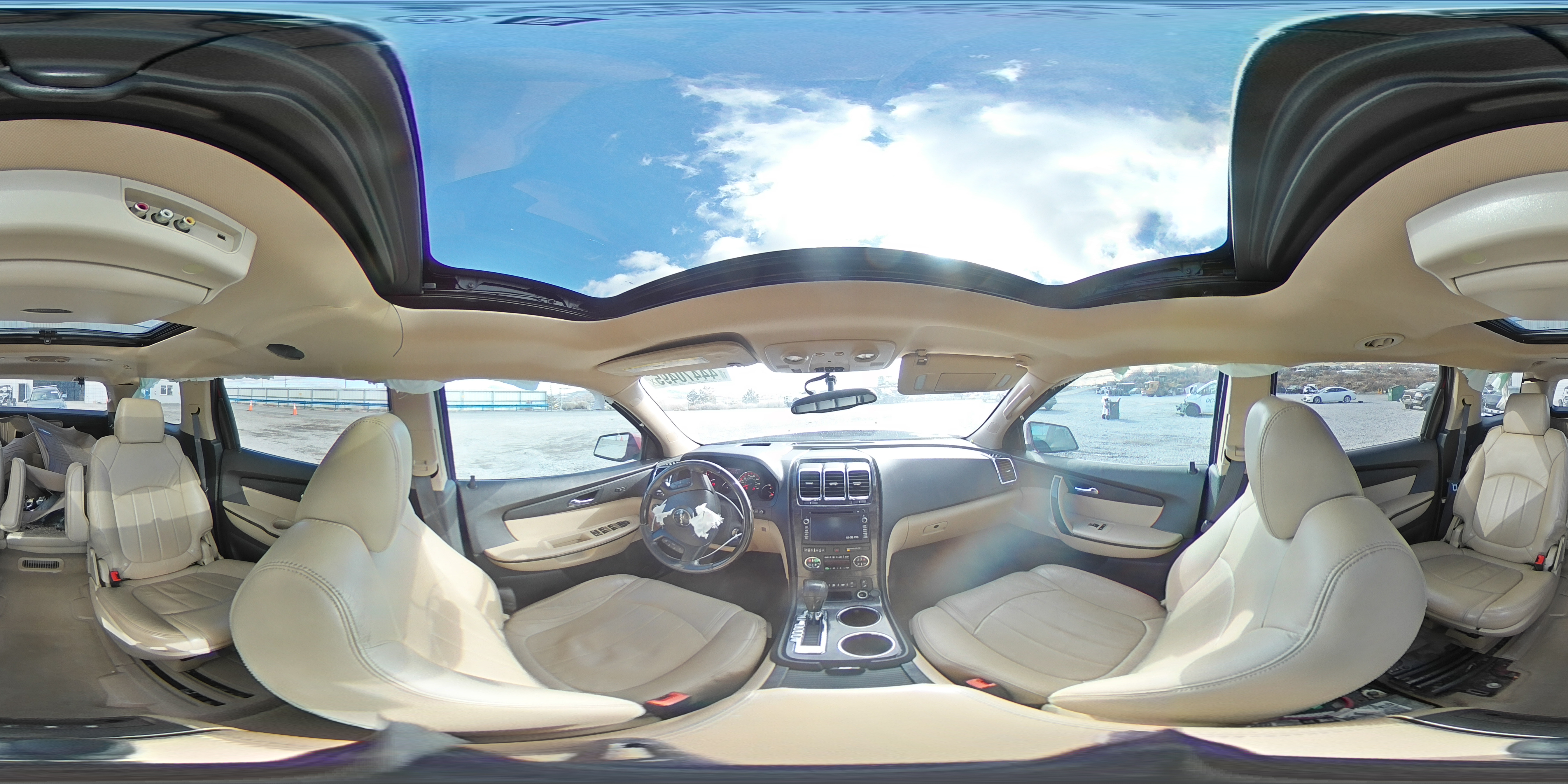2011 GMC Acadia - Image 14