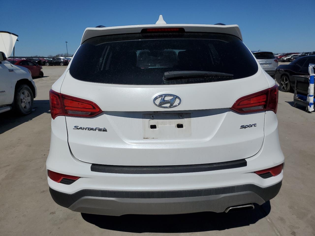 2017 Hyundai Santa Fe - Image 6