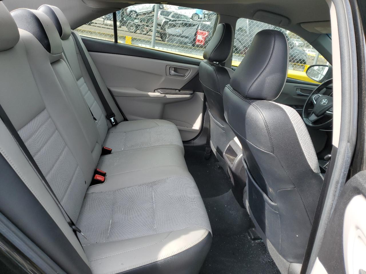 2017 Toyota Camry - Image 10