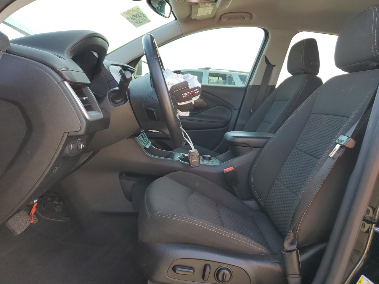 2018 GMC Terrain - Image 7