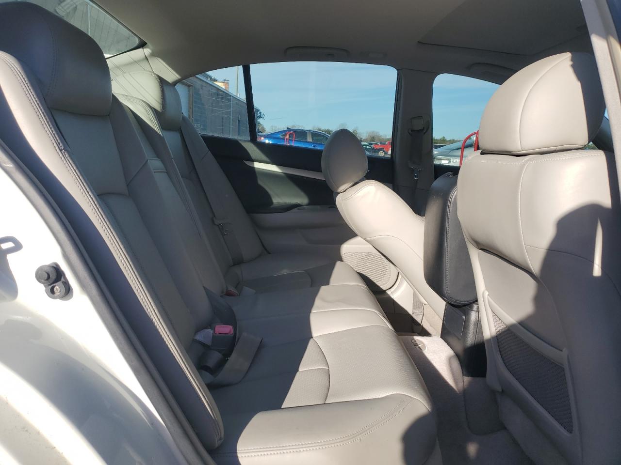 2008 Infiniti G - Image 10