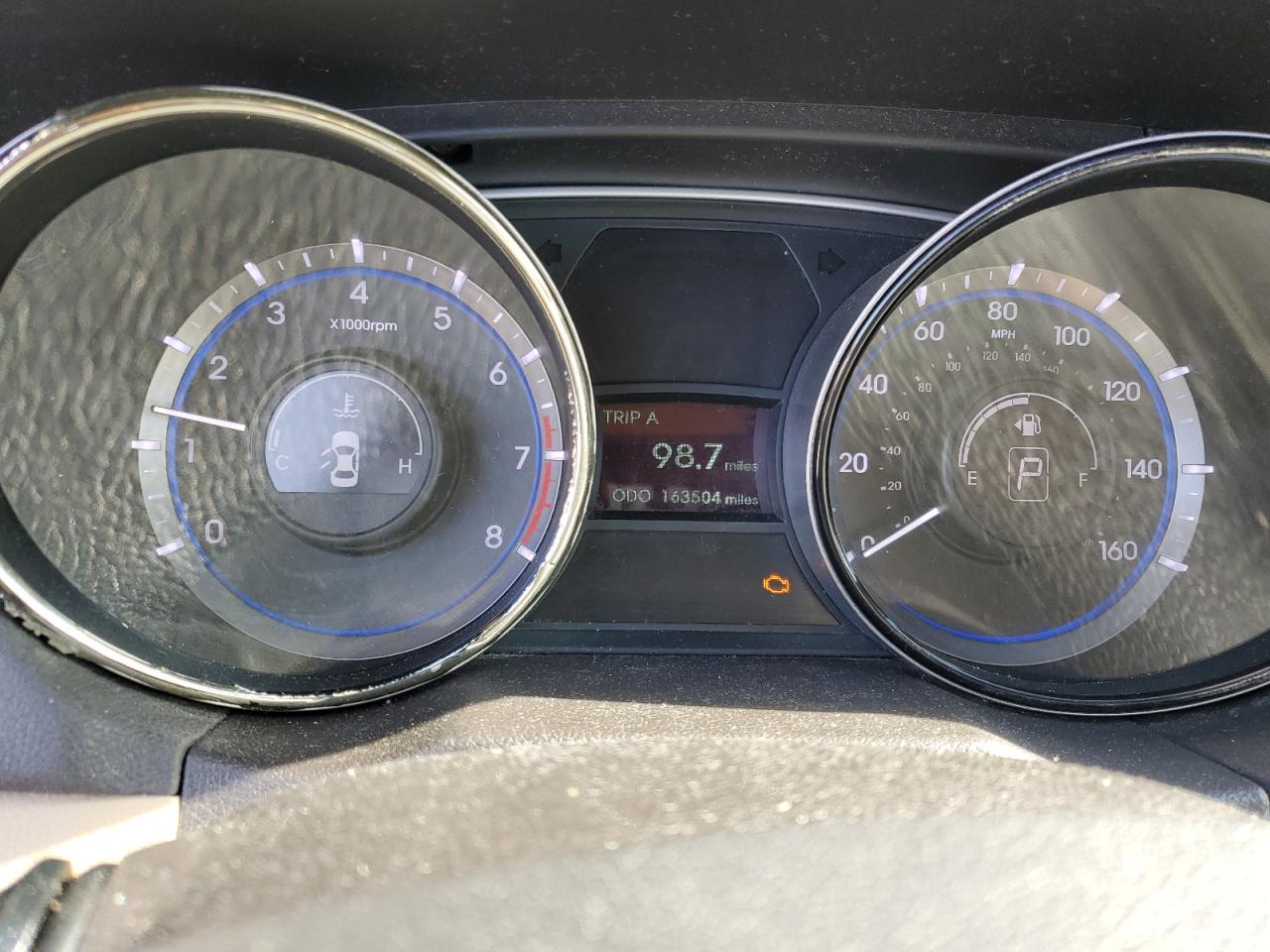 2013 Hyundai Sonata - Image 9