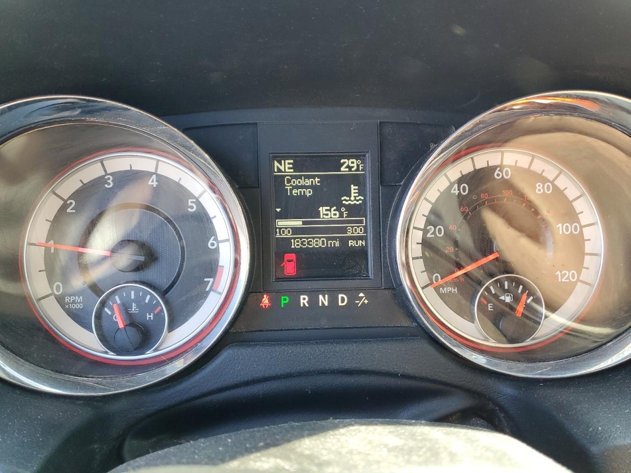 2016 Dodge Caravan - Image 9