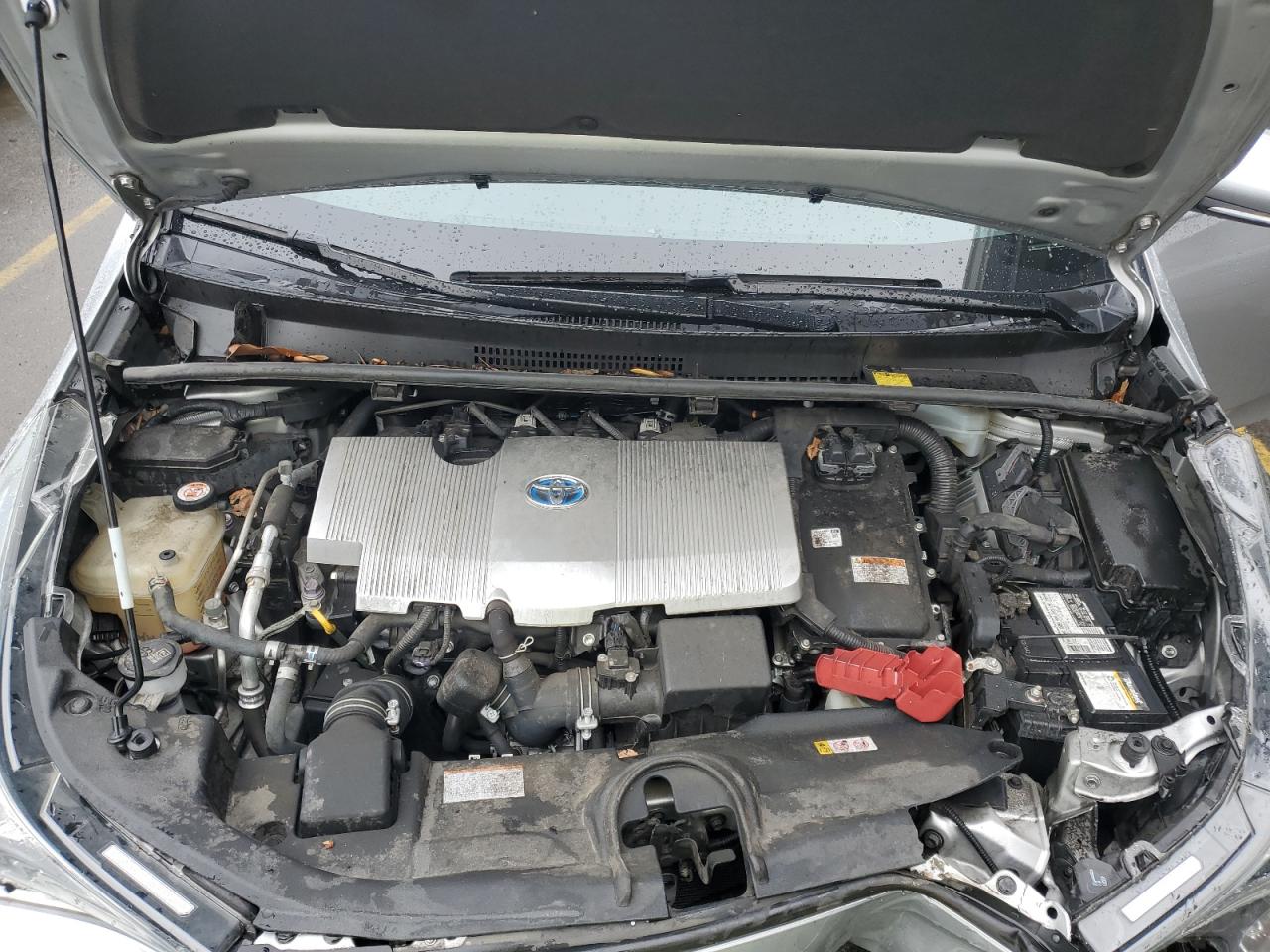 2018 Toyota Prius - Image 12