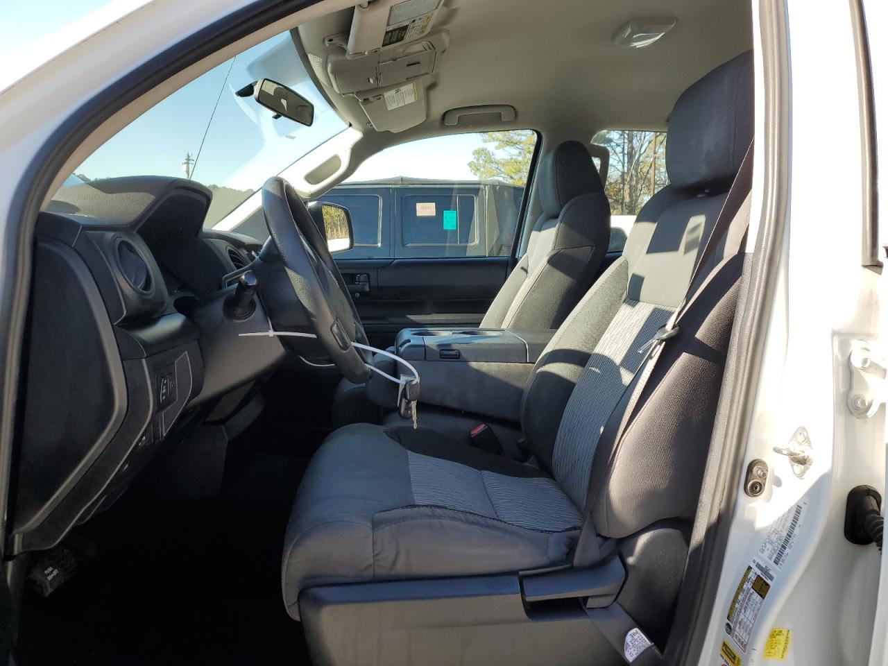 2017 Toyota Tundra - Image 7