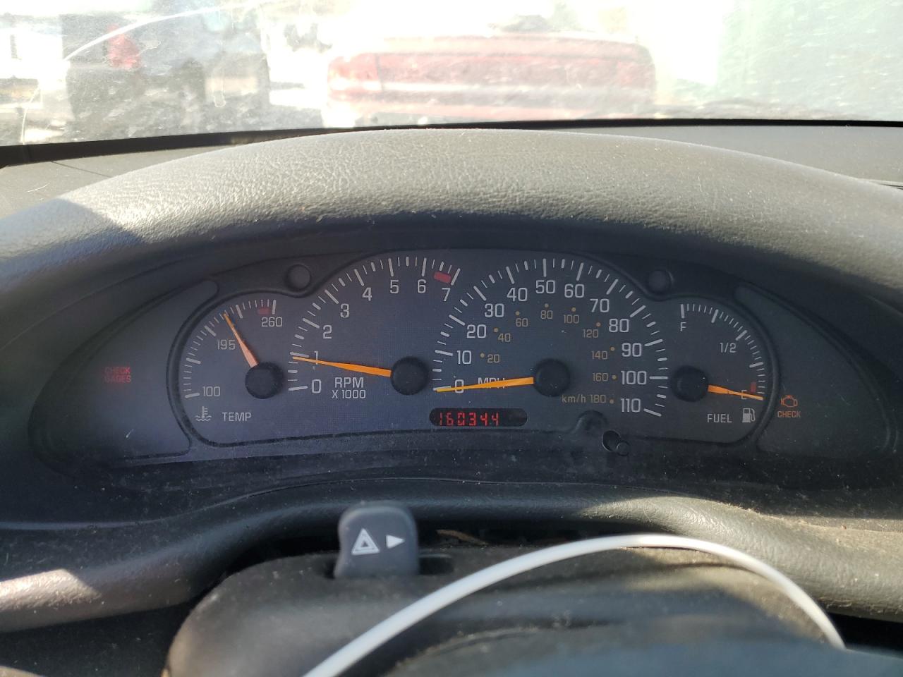 2004 Pontiac Sunfire - Image 9