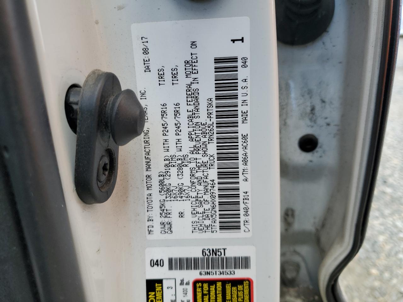 5TFAX5GN6HX097464 TOYOTA TACOMA 2017