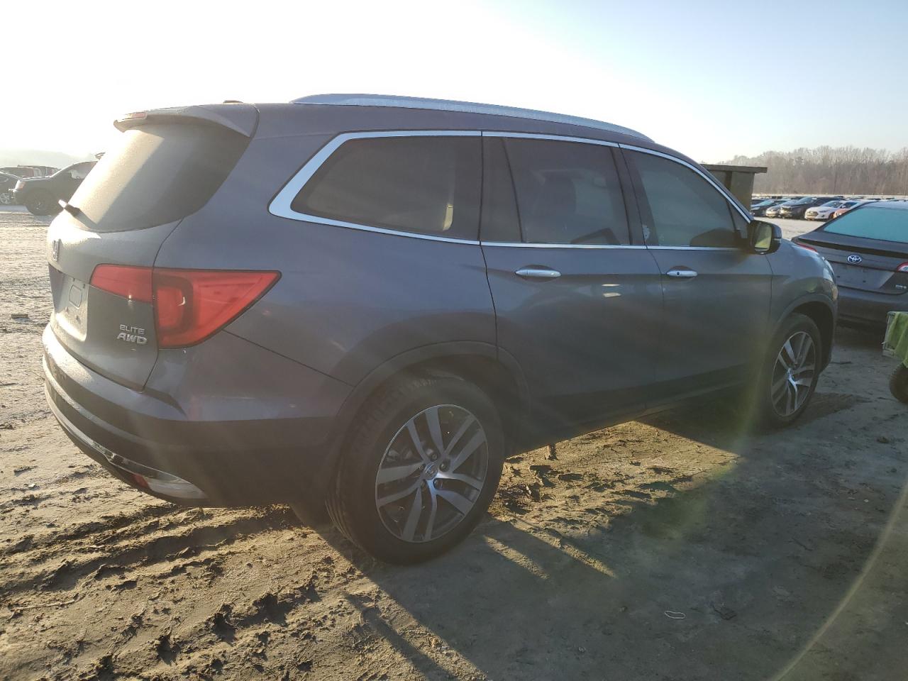 5FNYF6H08JB067425 HONDA PILOT 2018