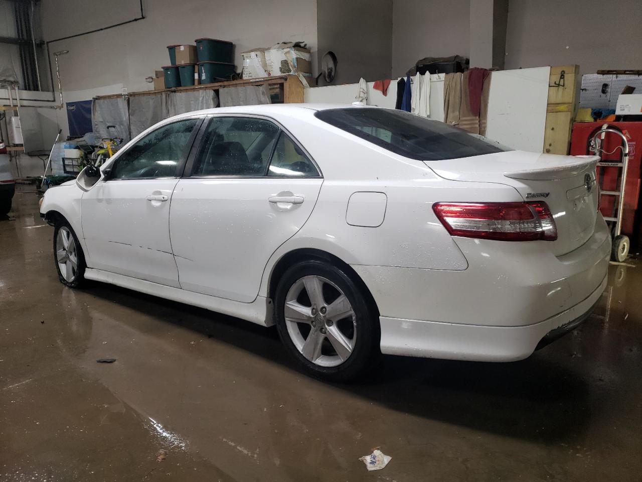 2010 Toyota Camry - Image 2