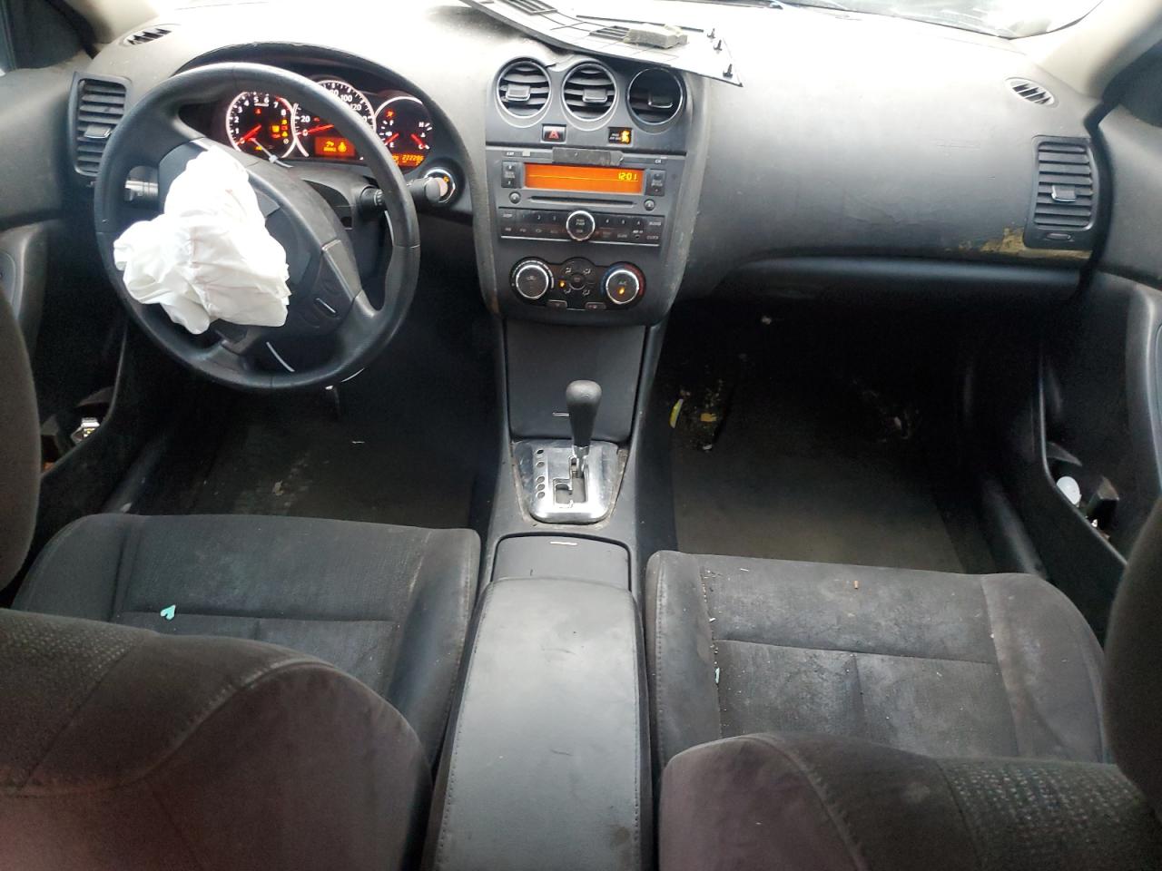 2012 Nissan Altima - Image 8