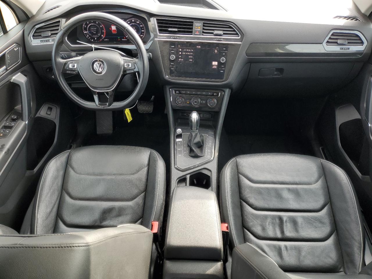 2018 Volkswagen Tiguan - Image 8