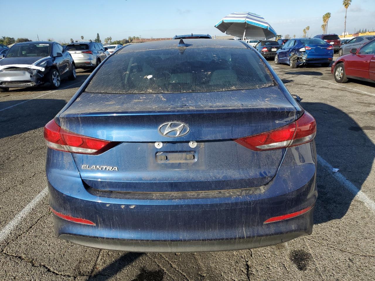 2018 Hyundai Elantra - Image 6