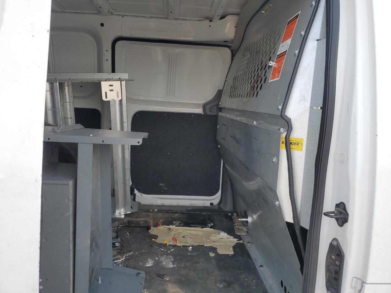 2015 Nissan NV - Image 11