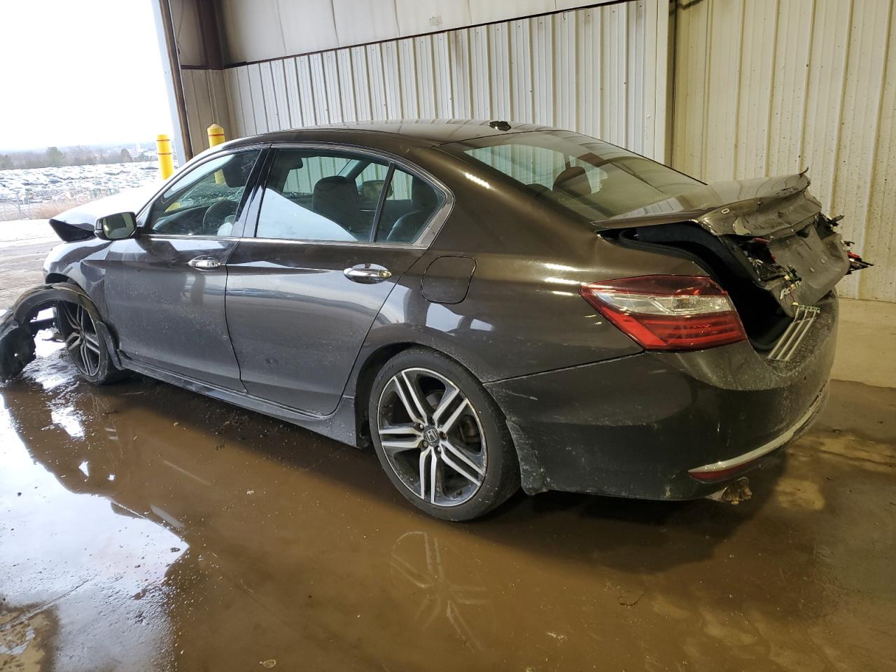 2016 Honda Accord - Image 2