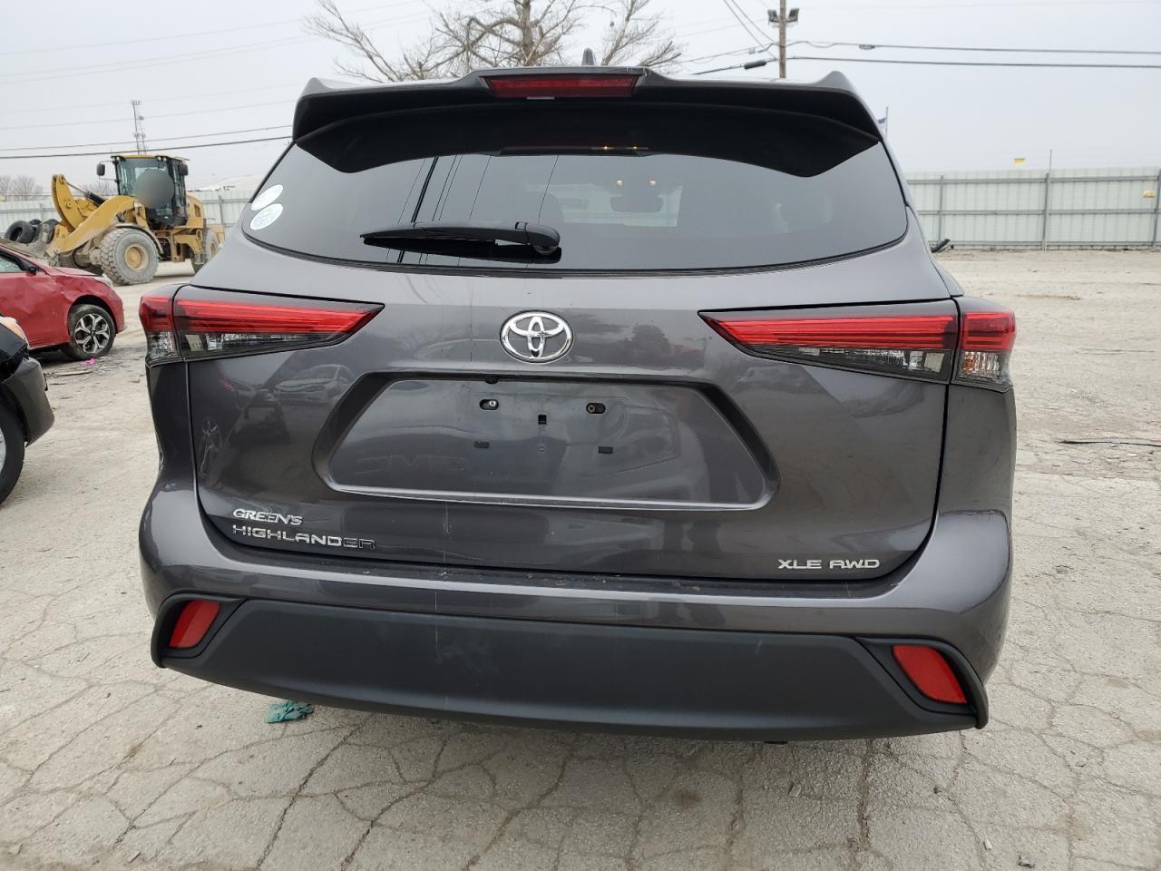 2021 Toyota Highlander - Image 6