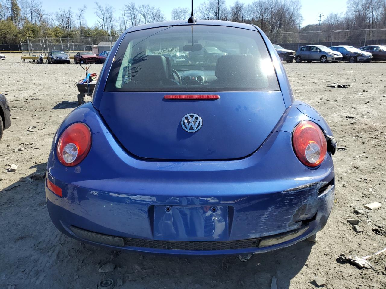 2008 Volkswagen Beetle - Image 6
