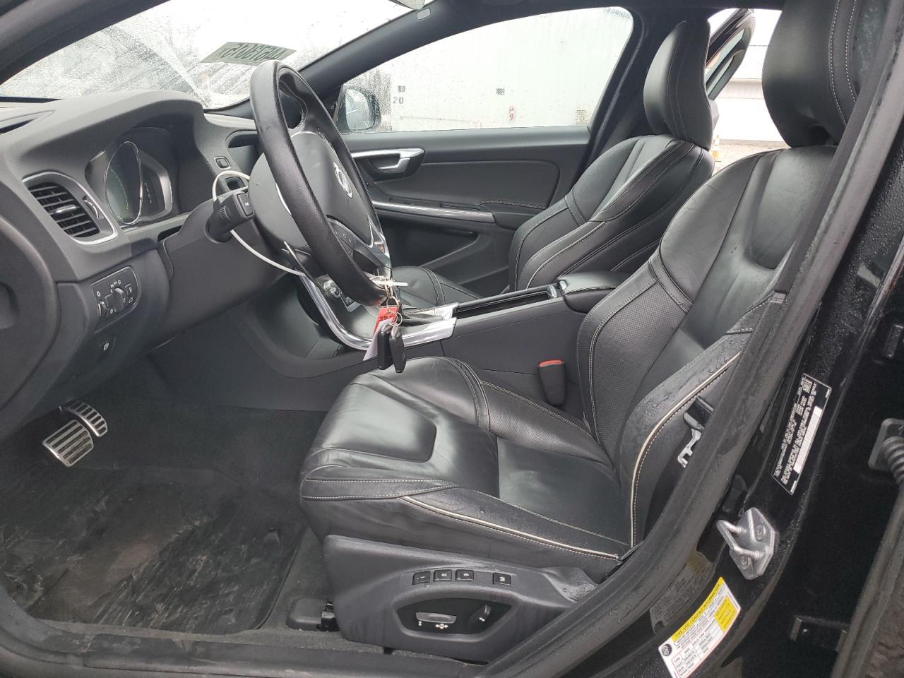2016 Volvo S60 - Image 7