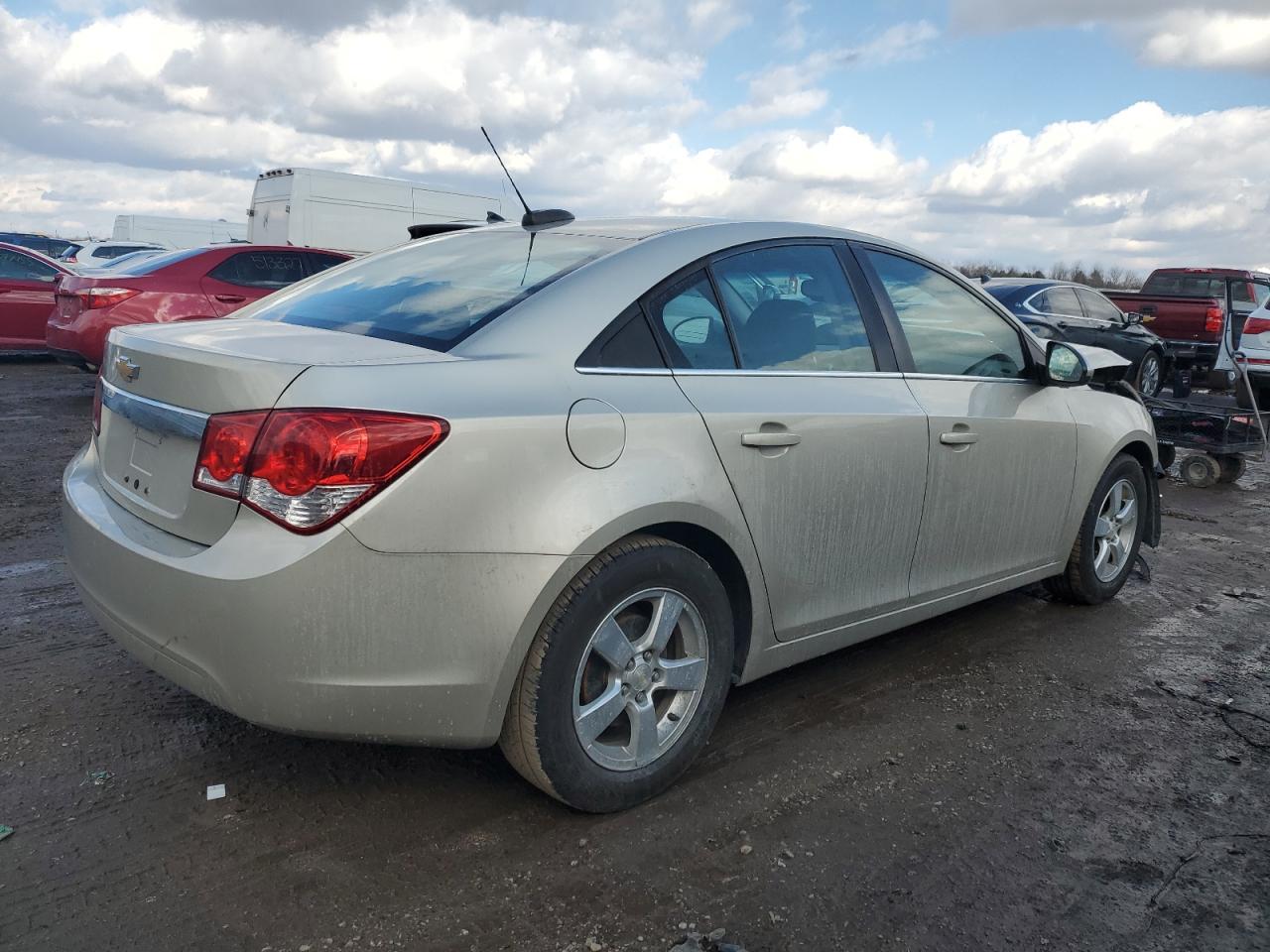 1G1PE5SB9G7178415 CHEVROLET CRUZE 2016