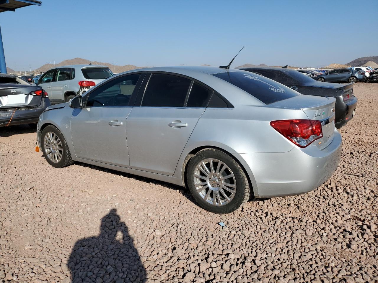 2011 Chevrolet Cruze - Image 2