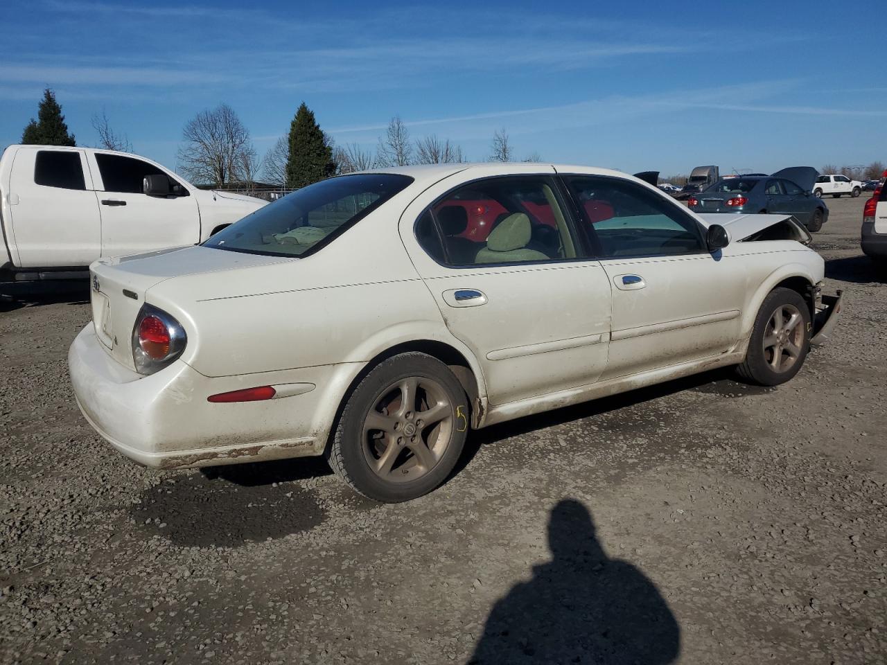 2002 Nissan Maxima - Image 3