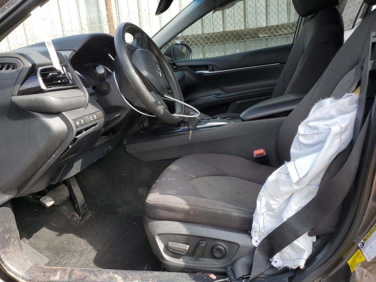 2020 Toyota Camry Le VIN: 4T1C11AK9LU949779 Lot: 46158945