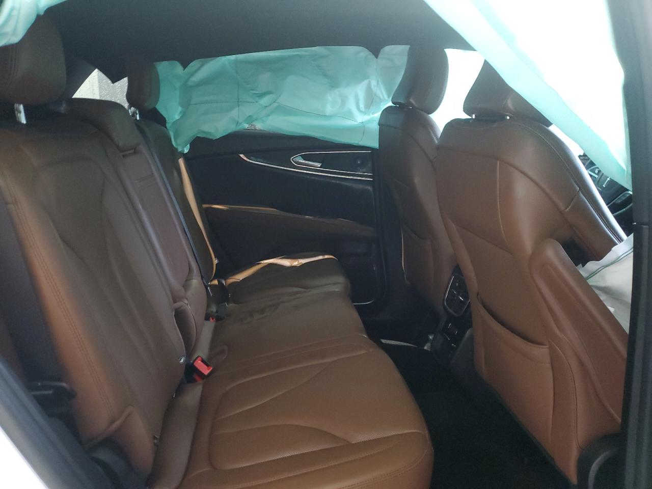 2021 Lincoln Nautilus - Image 11