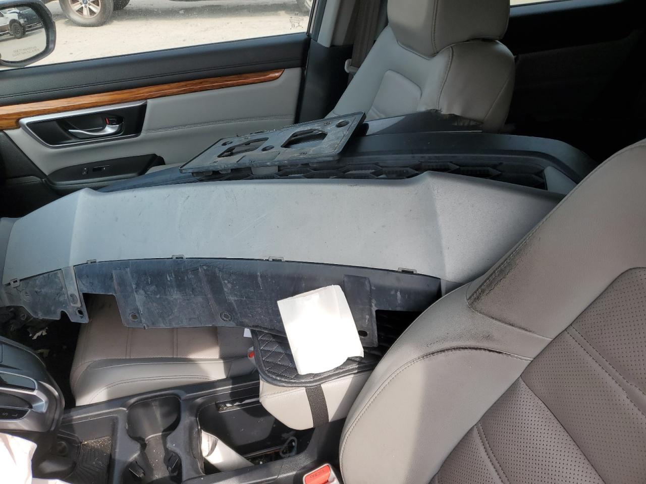 2017 Honda CR-V - Image 13