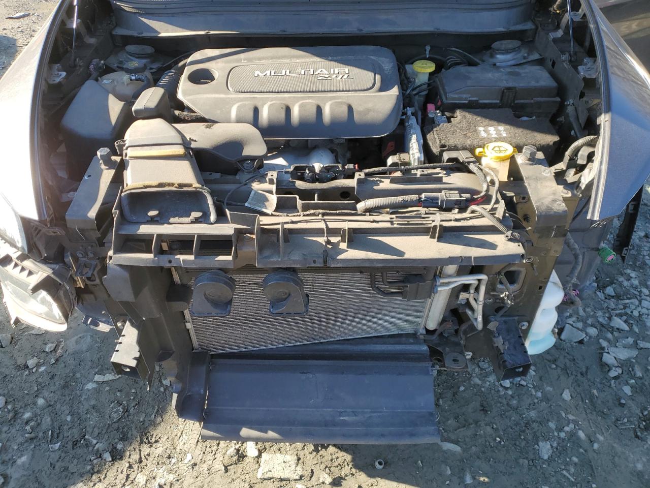 2017 Jeep Grand Cherokee - Image 12