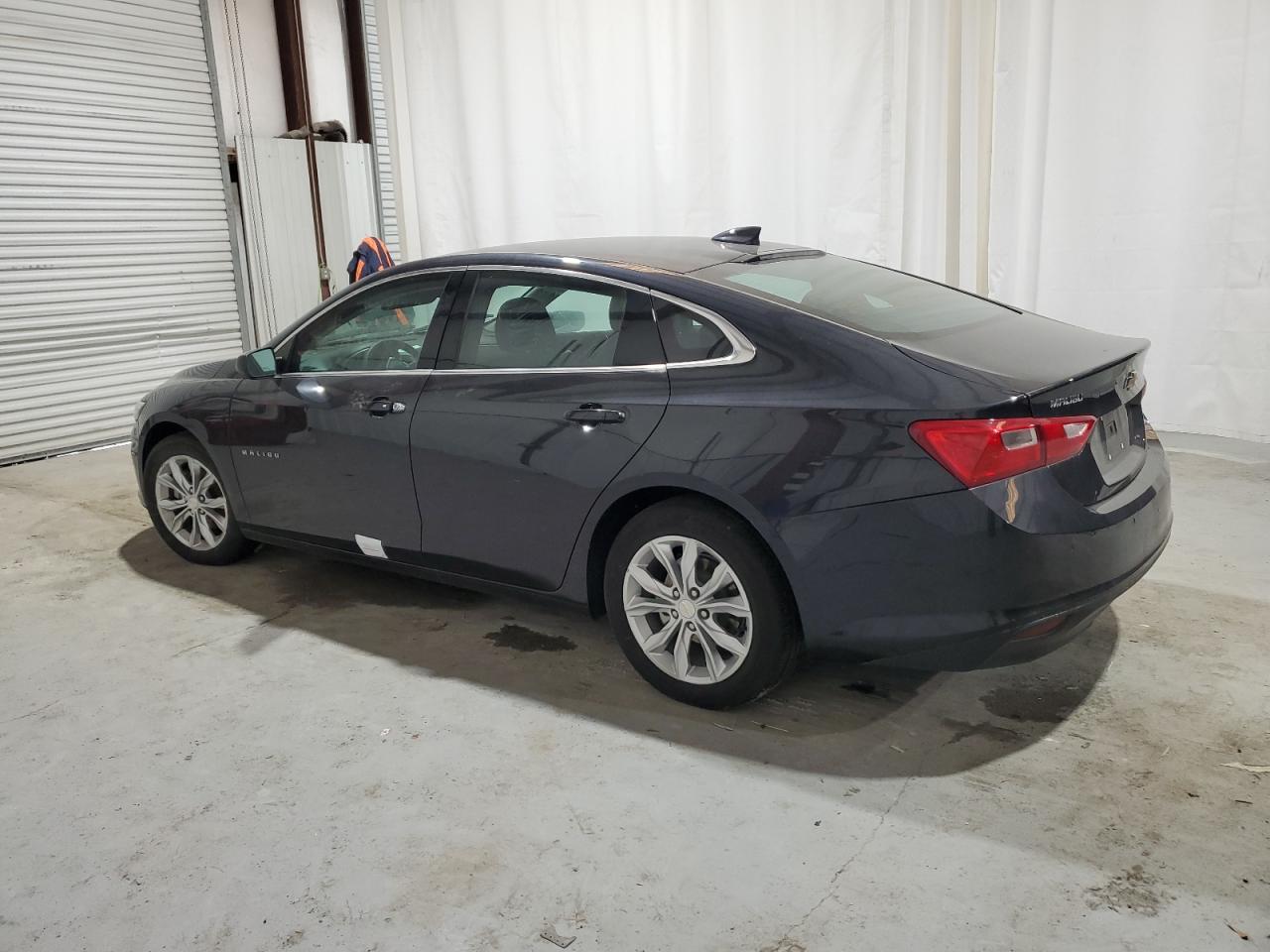 2023 Chevrolet Malibu - Image 2