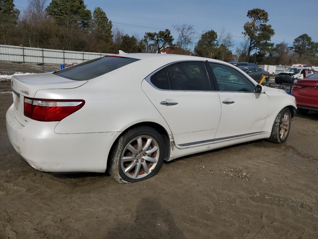 2009 Lexus LS - Image 3