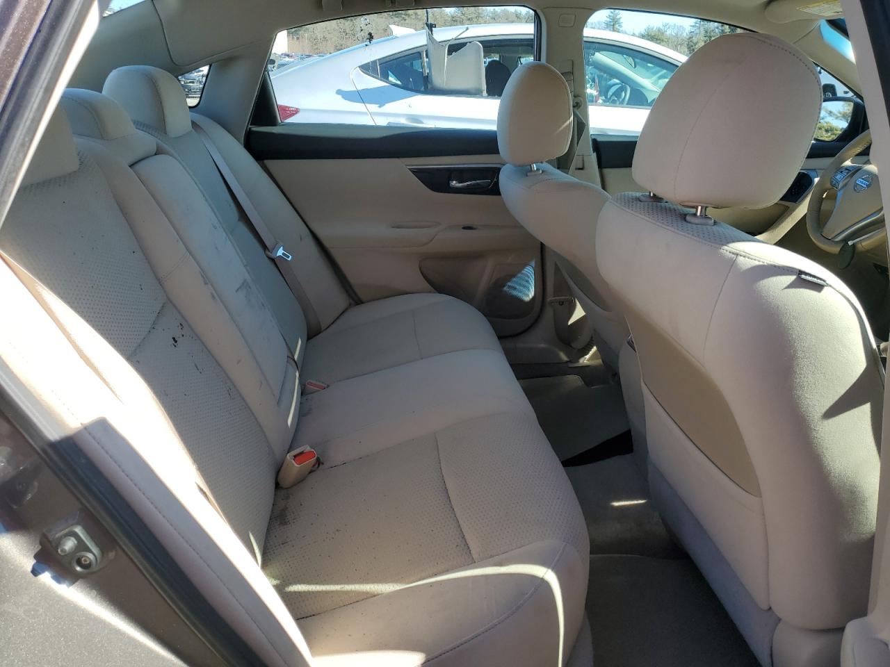 2014 Nissan Altima - Image 10