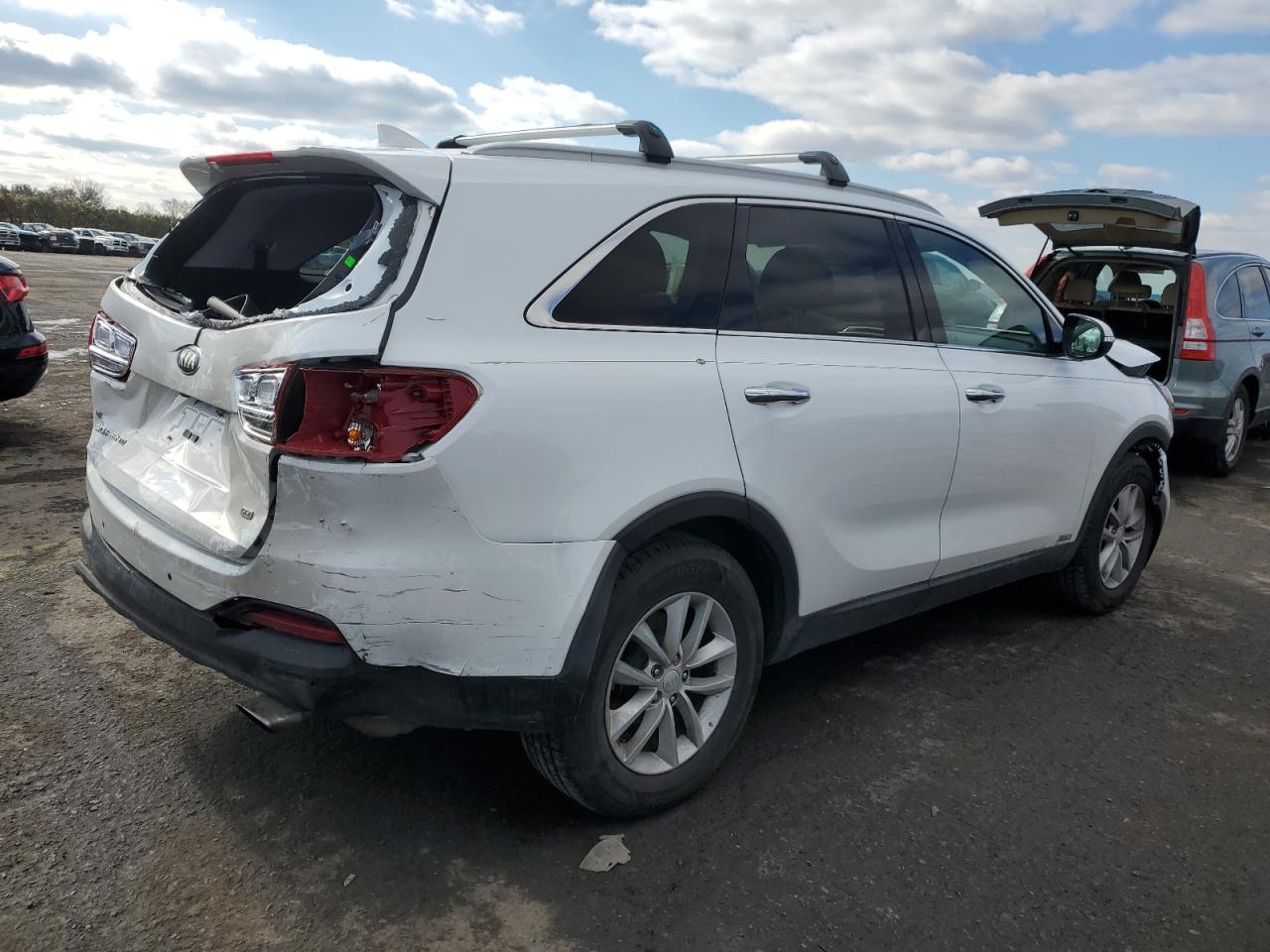 2018 Kia Sorento - Image 3