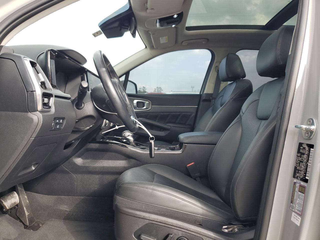 2022 Kia Sorento - Image 7