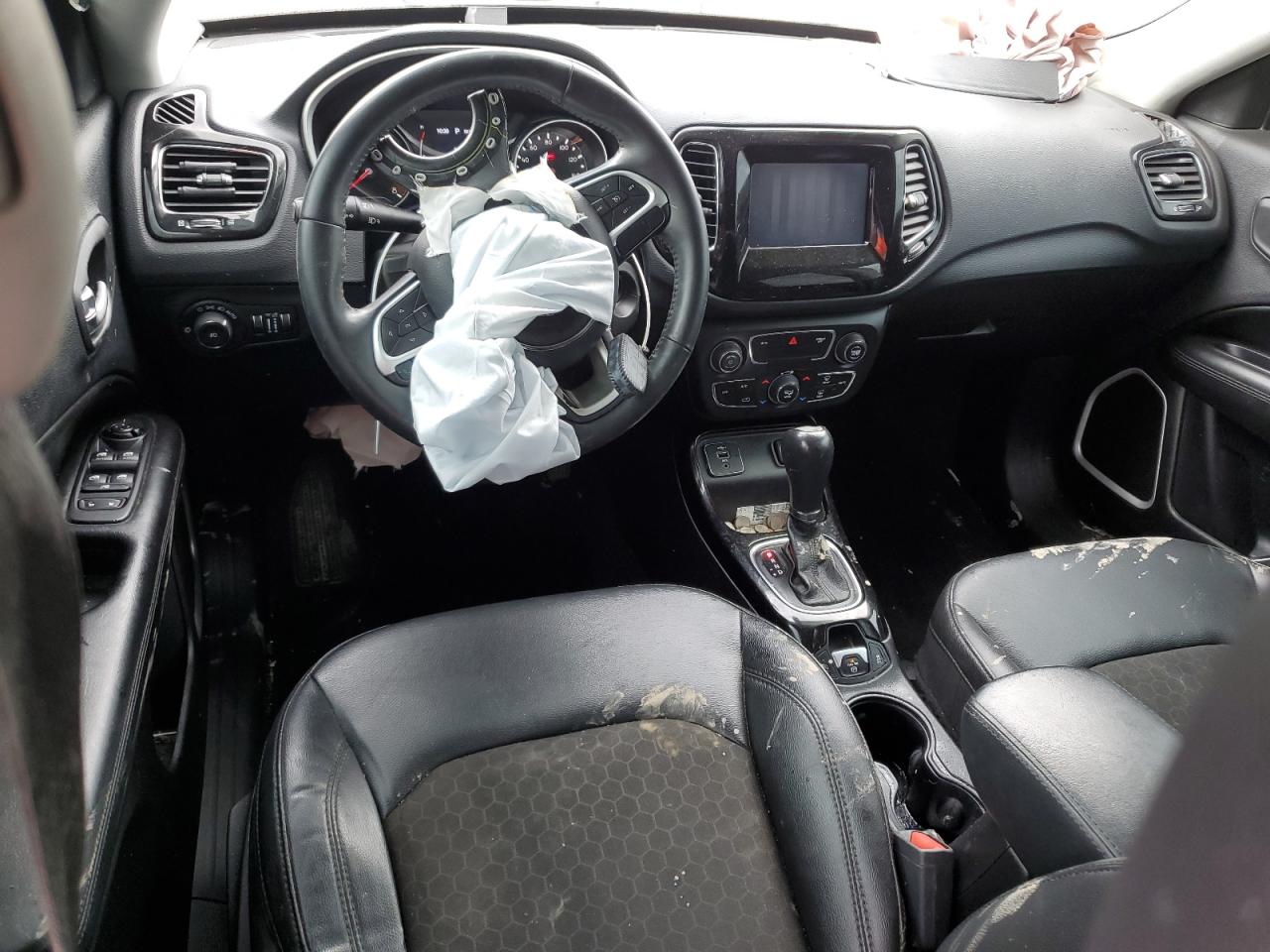 2019 Jeep Compass - Image 8