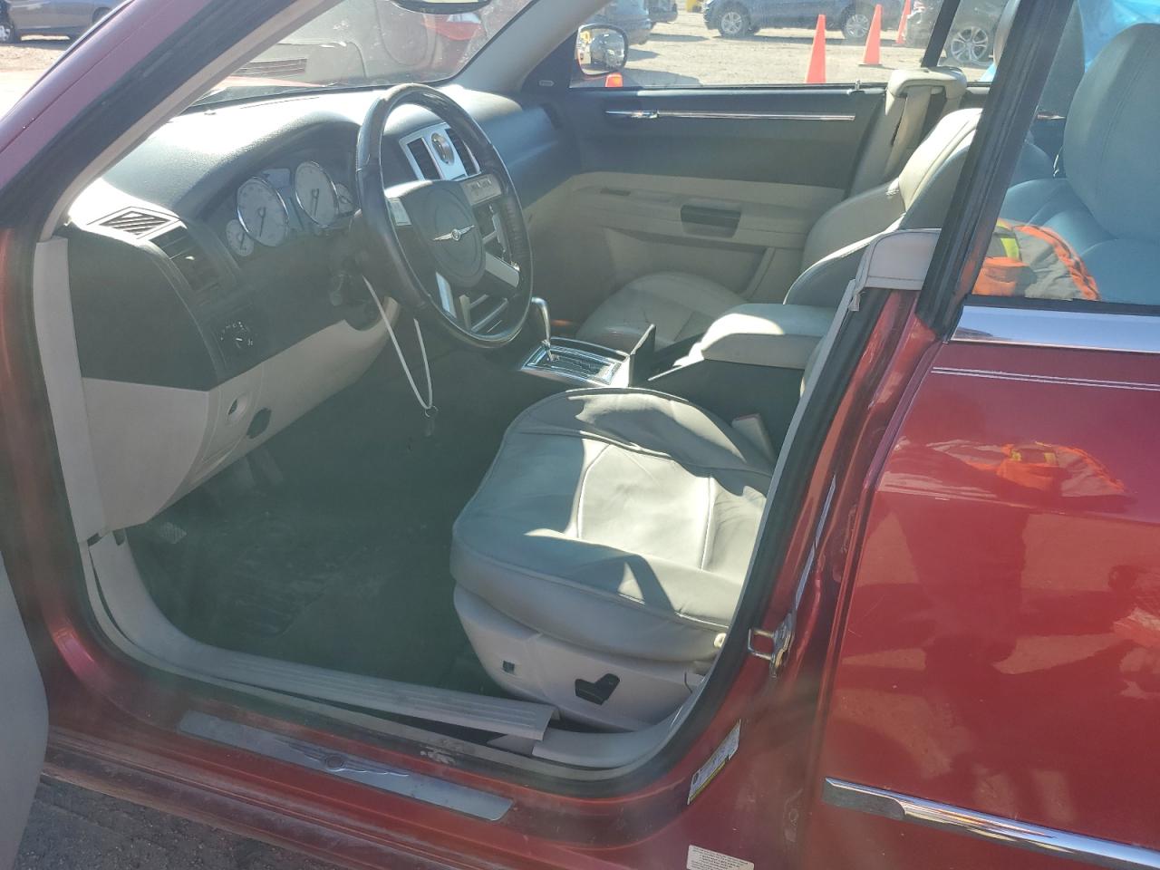 2006 Chrysler 300 - Image 7