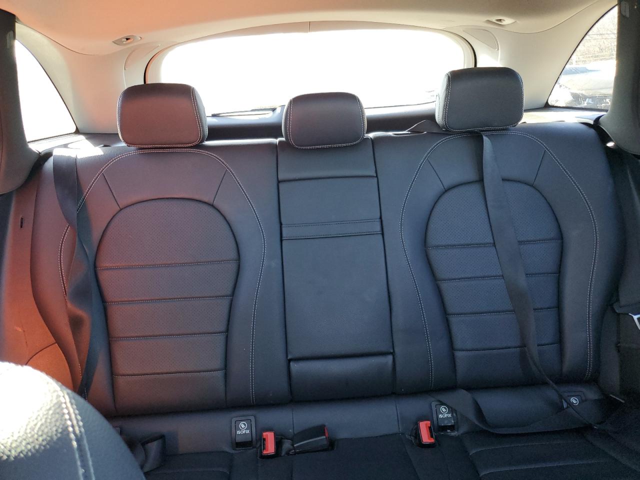 2016 Mercedes-Benz GLC - Image 10