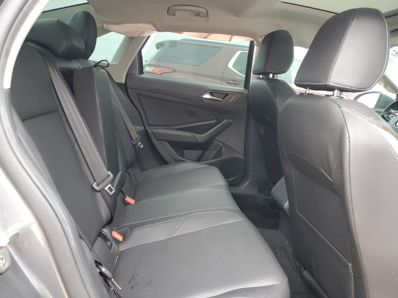 2019 Volkswagen Jetta - Image 10
