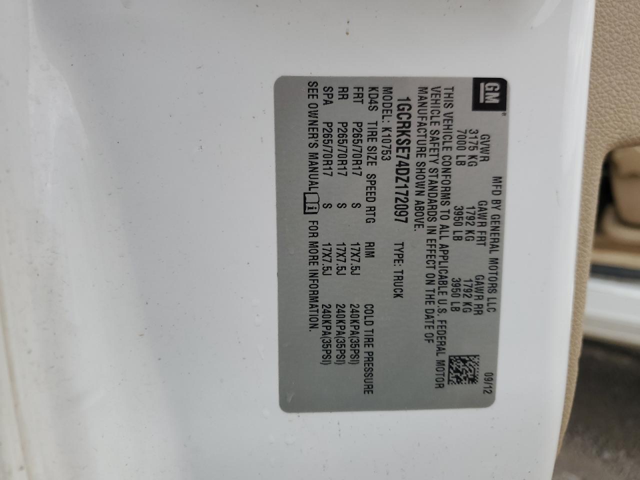 2013 Chevrolet Silverado - Image 12