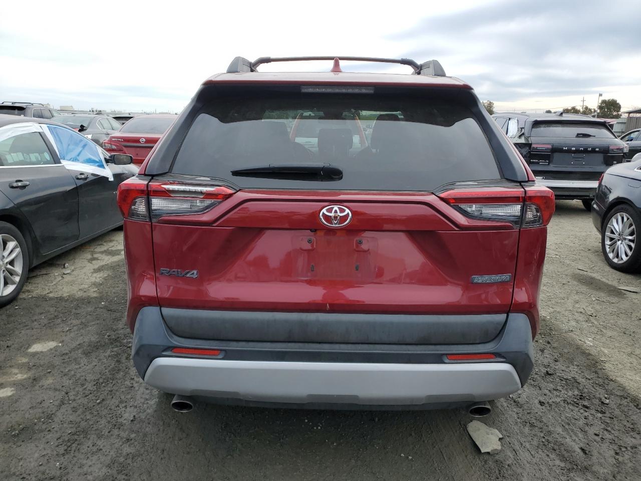 2019 Toyota RAV 4 - Image 6