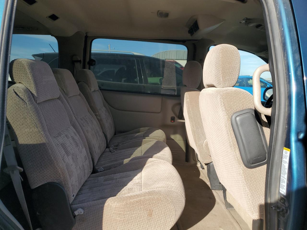 2003 Pontiac Montana - Image 11