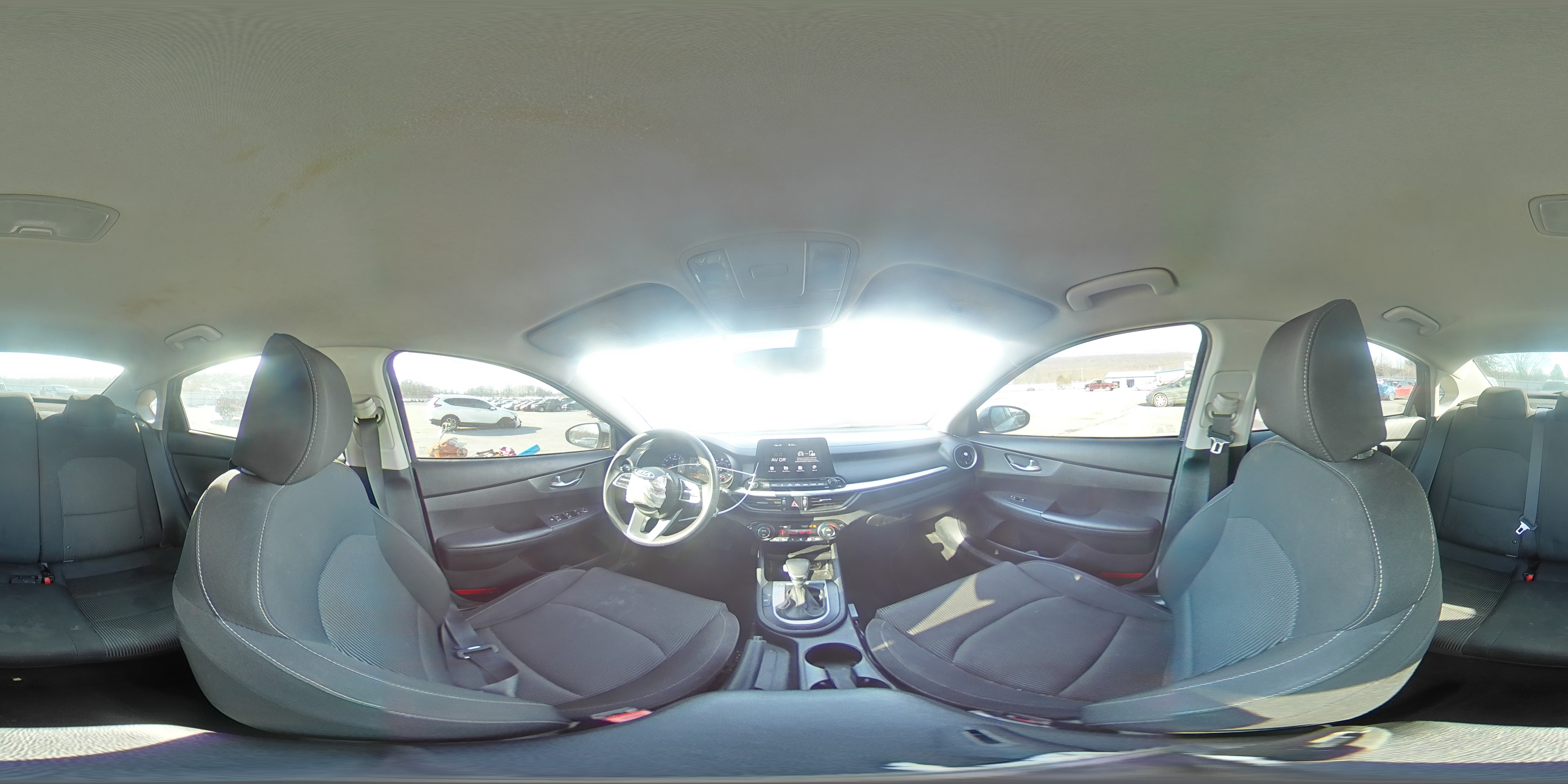 2019 Kia Forte - Image 12