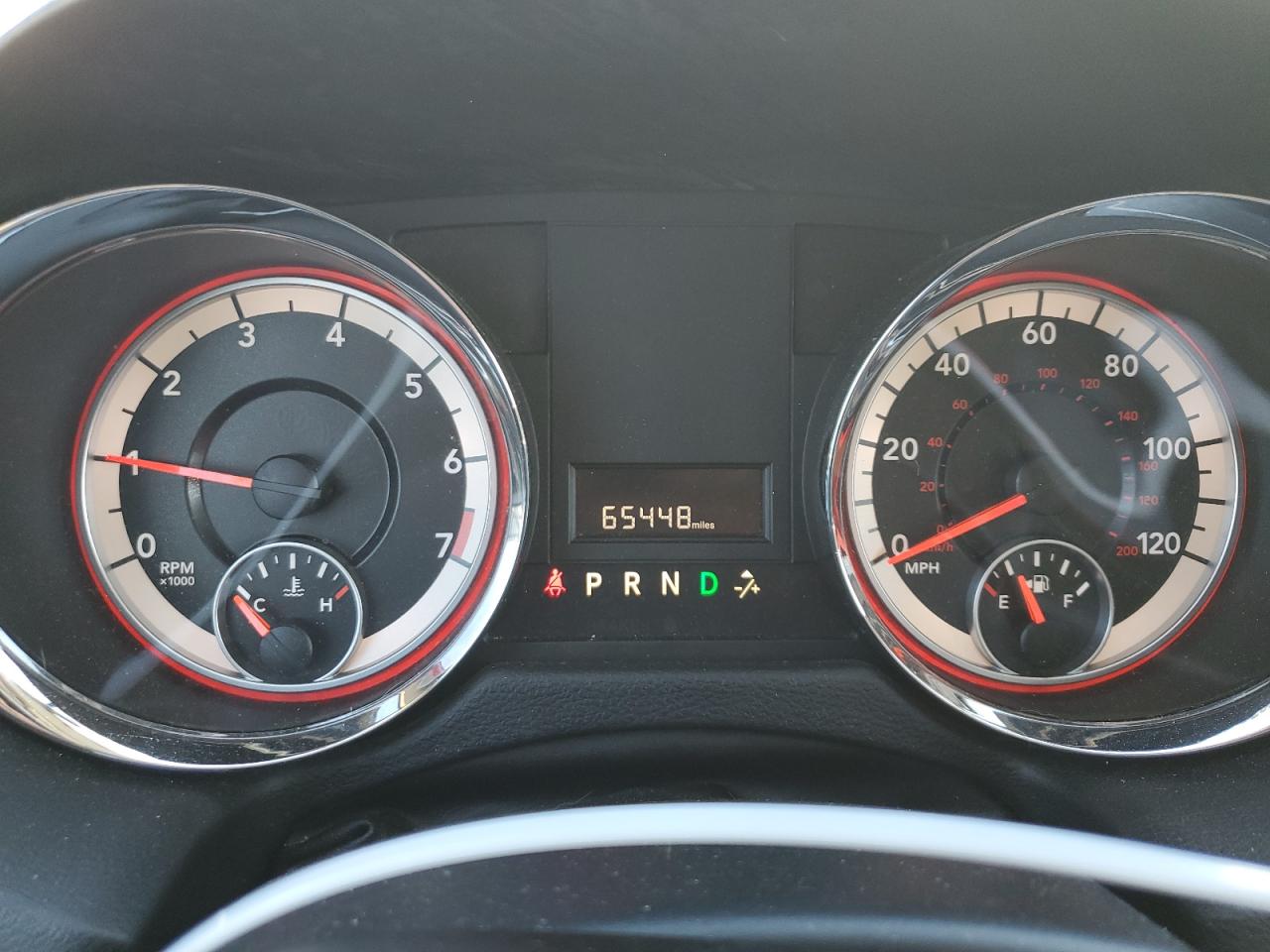 2016 Dodge Caravan - Image 9
