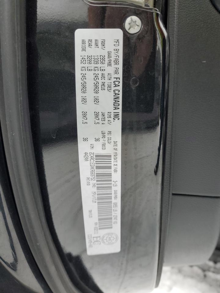 2019 Chrysler Pacifica - Image 14