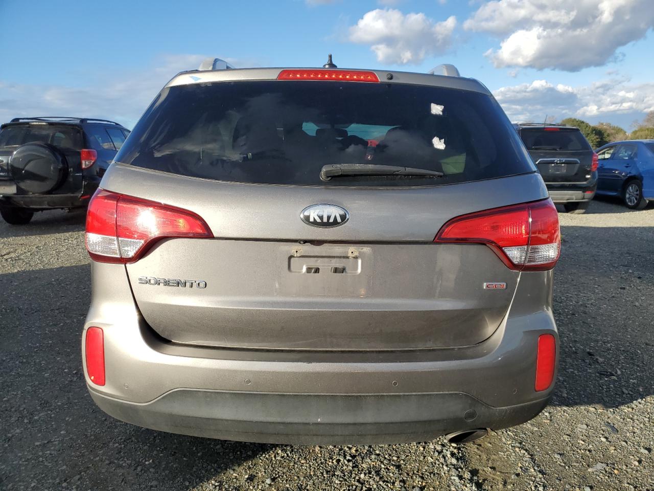 2014 Kia Sorento - Image 6