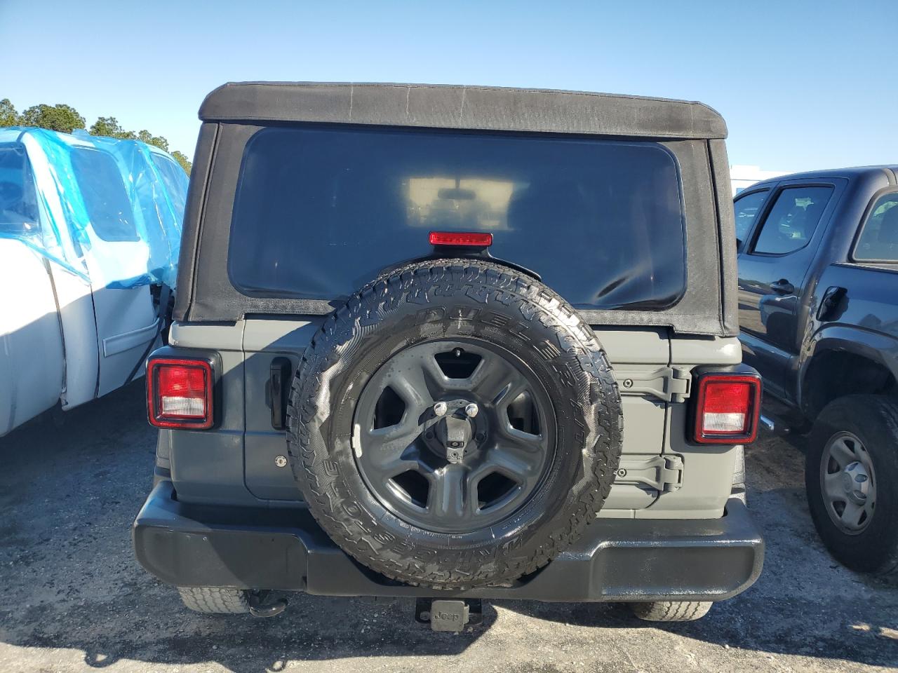 2018 Jeep Wrangler - Image 6